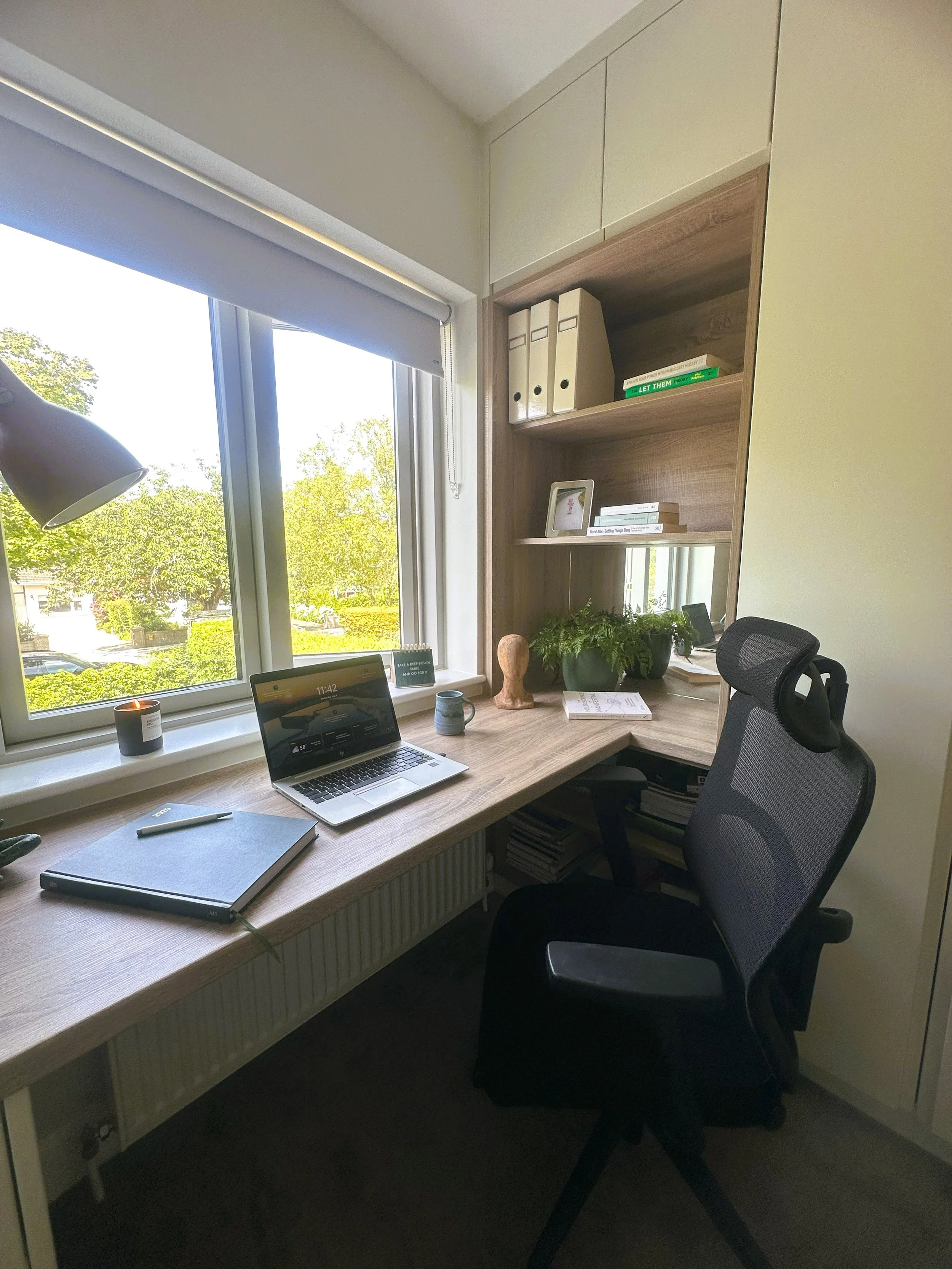 Multifunctional Home Office