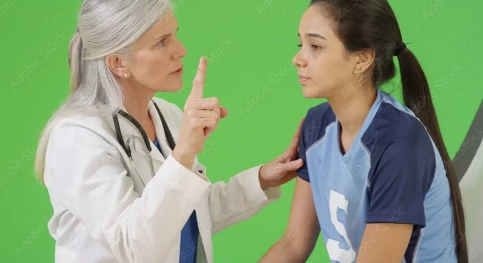 Why You Feel “Off” in Grocery Stores Months After a Concussion