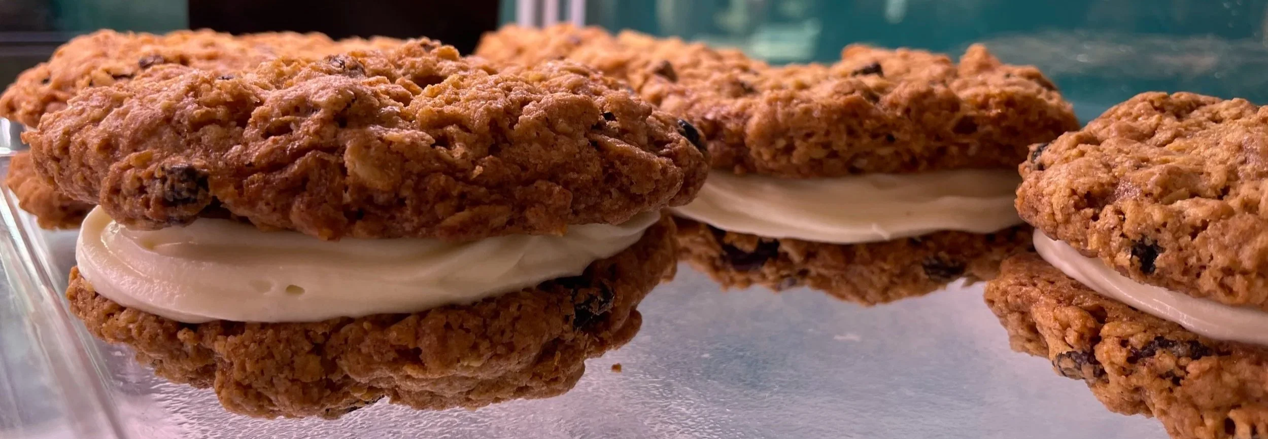Oatmeal Raisin Sandwich