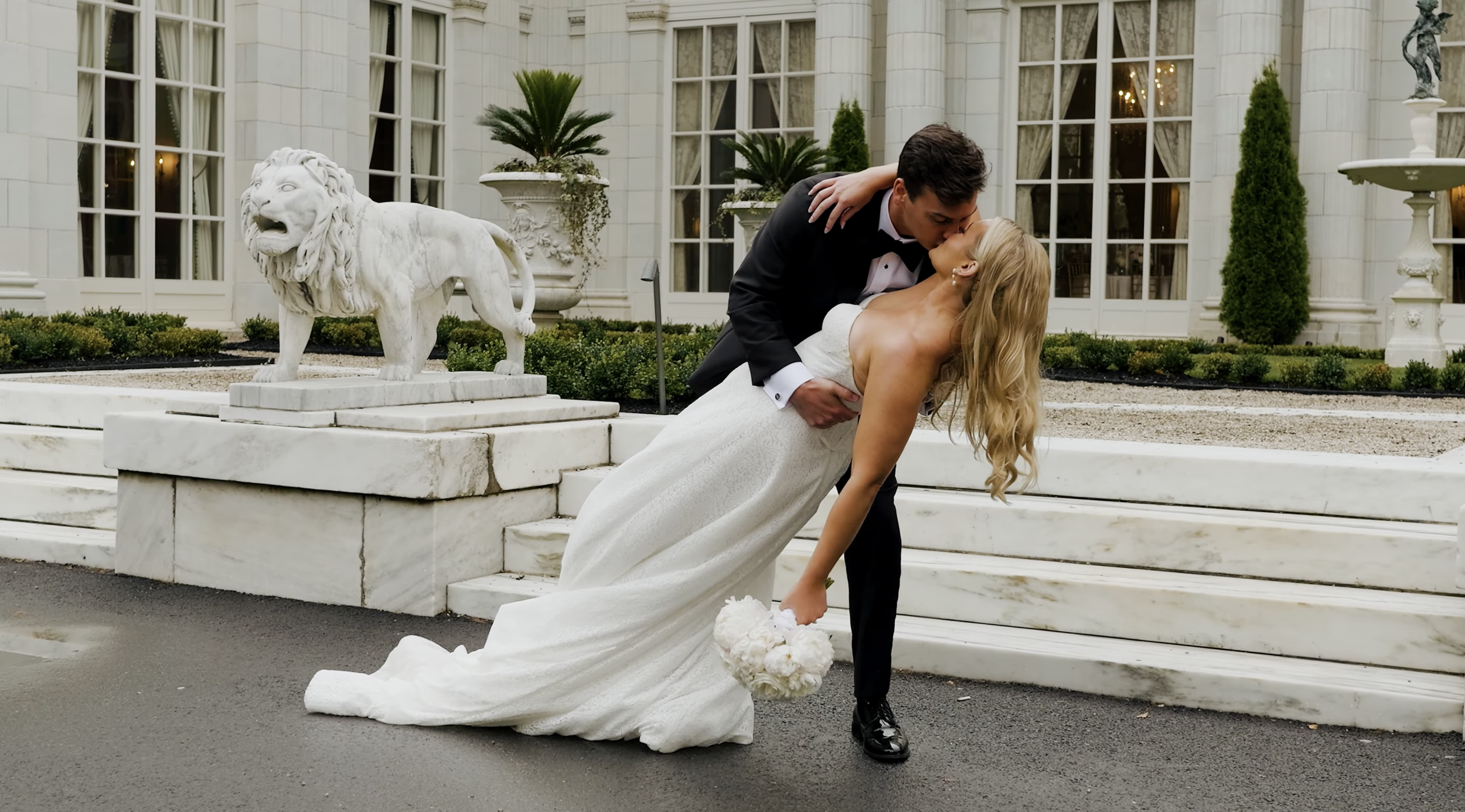 A Newport Wedding at Rosecliff Mansion with Schooner Aurora Sail