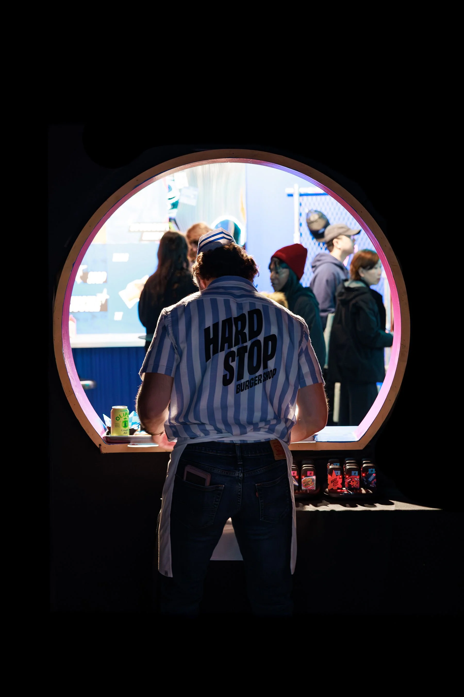 Zoom-HardStopBurgerShop3.27.26(70of156).jpg