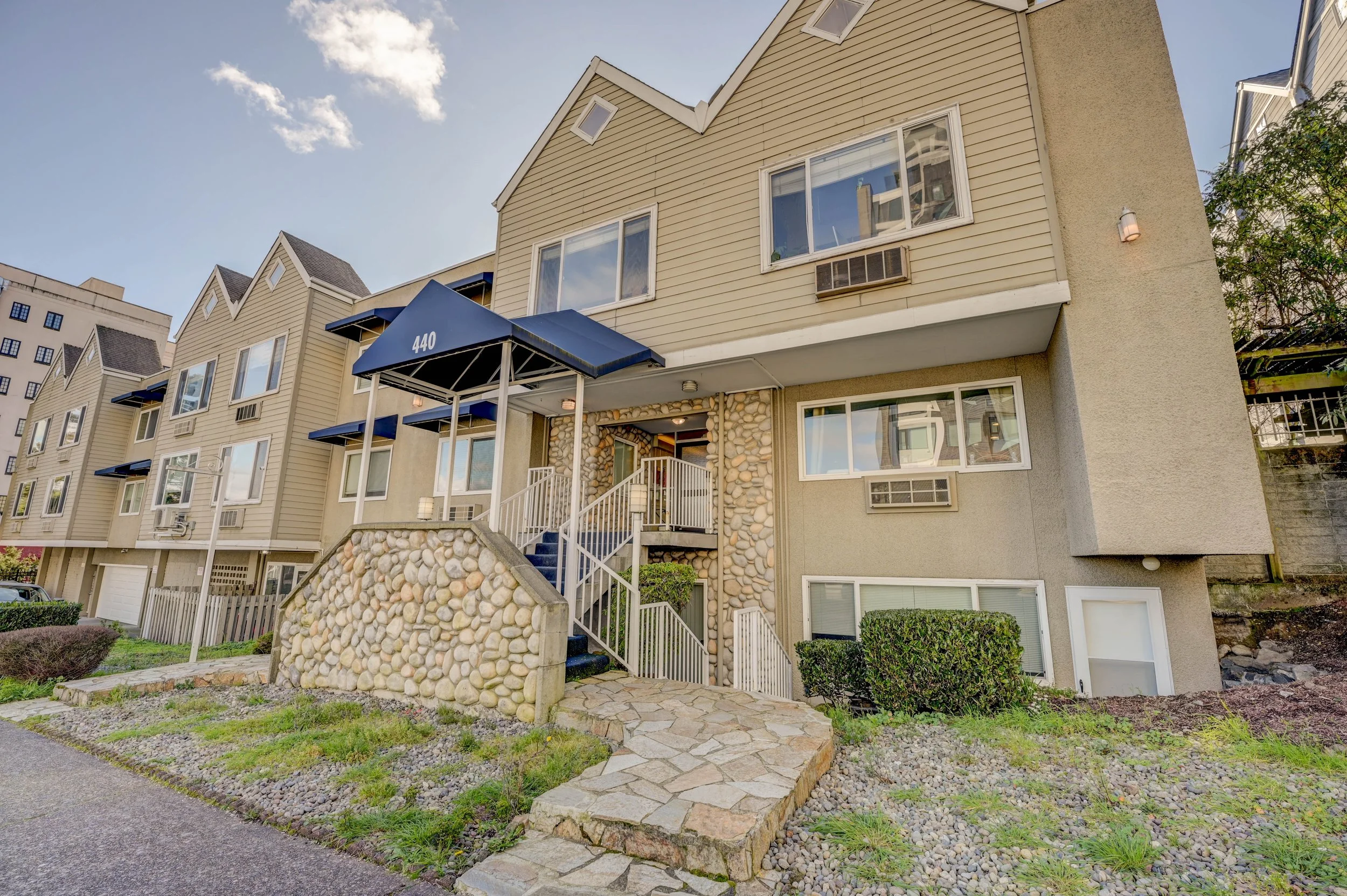 440 St Helens Ave Unit 209, Tacoma WA 98402 | MLS # 2484699