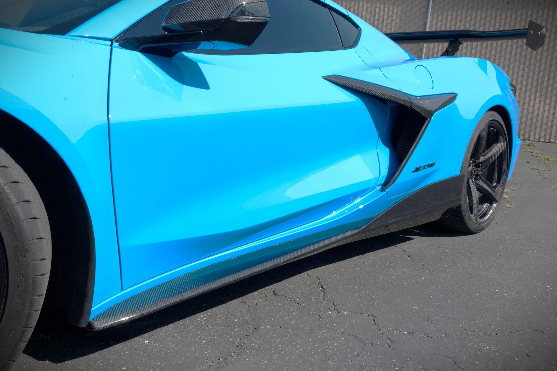 Carbon Fiber Side Rocker Extensions Side Skirts for Corvette C8 Z06 ZR1 E-Ray Grand Sport - APR Performance Carbon Fiber