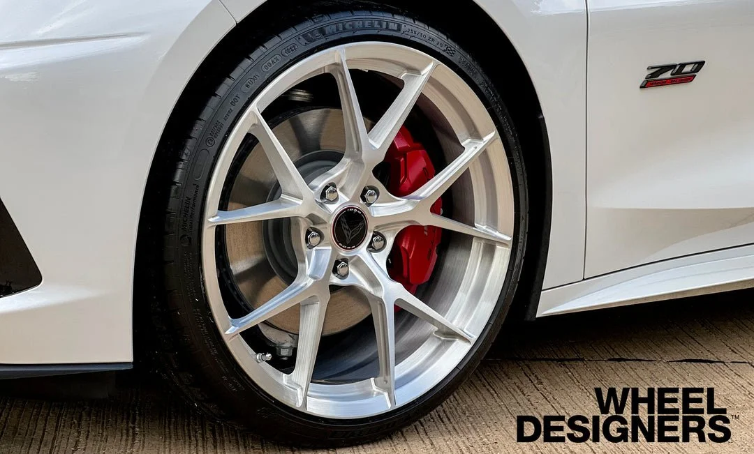 70THANNIVERSARY-CORVETTE-C8-PEARL-WHITE-METALIC-FORGEDLITE-MC5-04.jpg