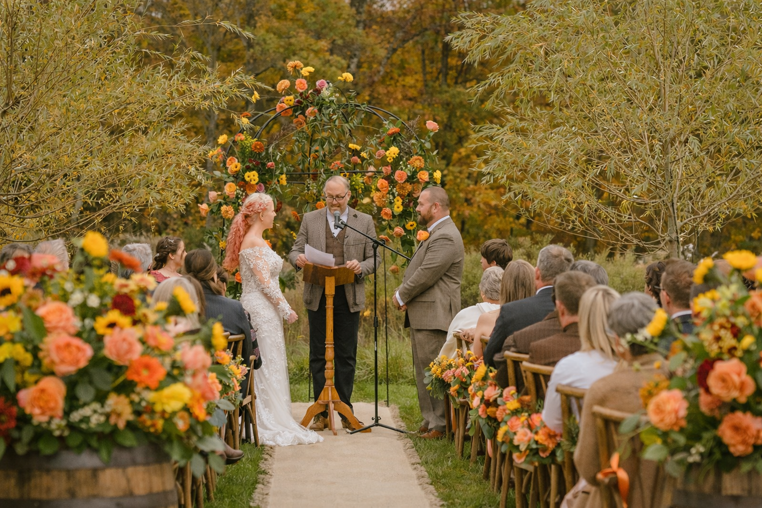 fall-meadow-ceremony-black-walnut-farm.png
