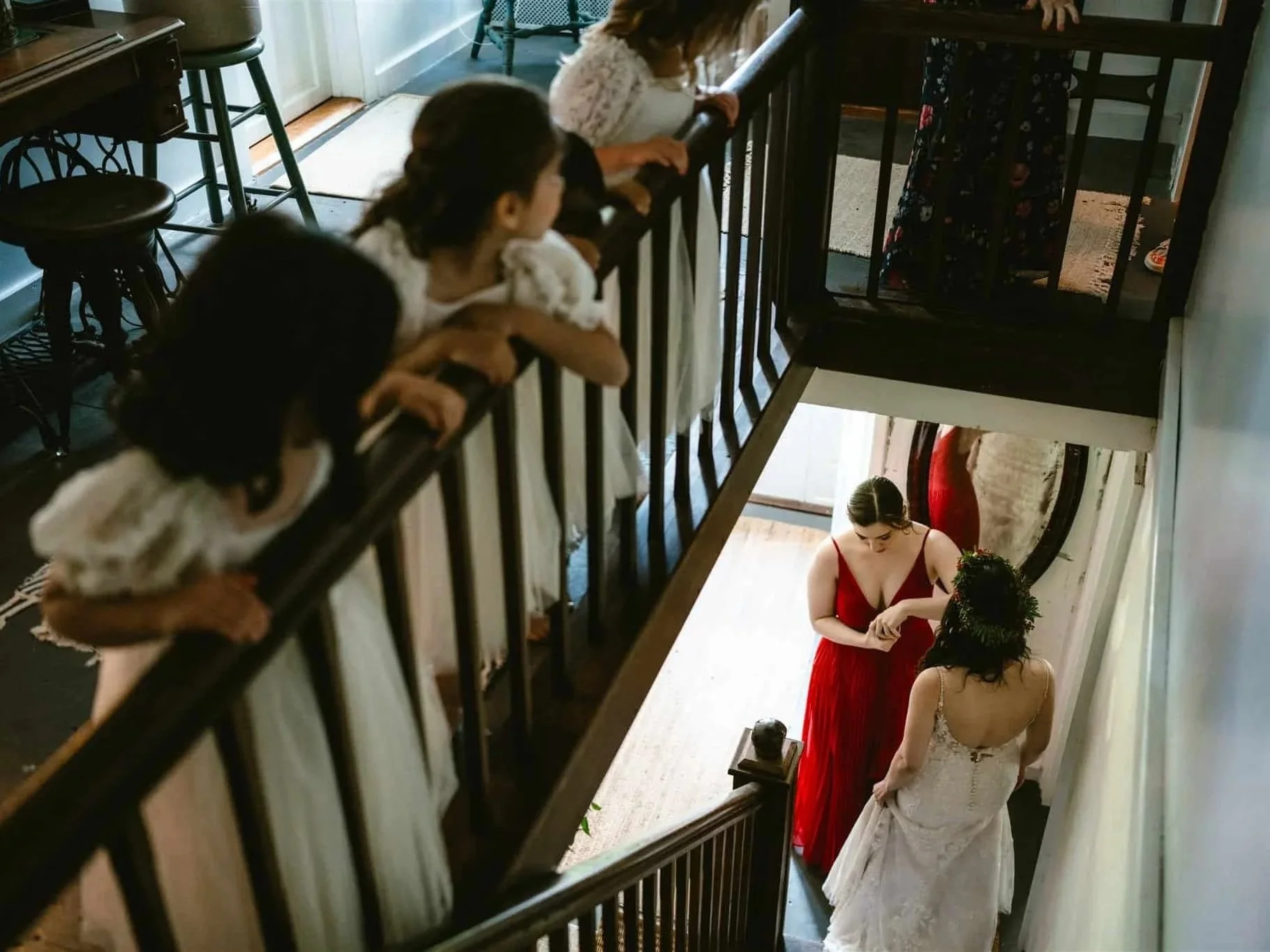 bridemaids-on-stairwell-black-walnut-farm.jpg