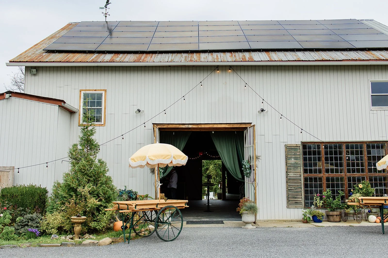 Nurkit & Aidan Wedding- Black Walnut Farm- Julia Ann Photography-580.jpg