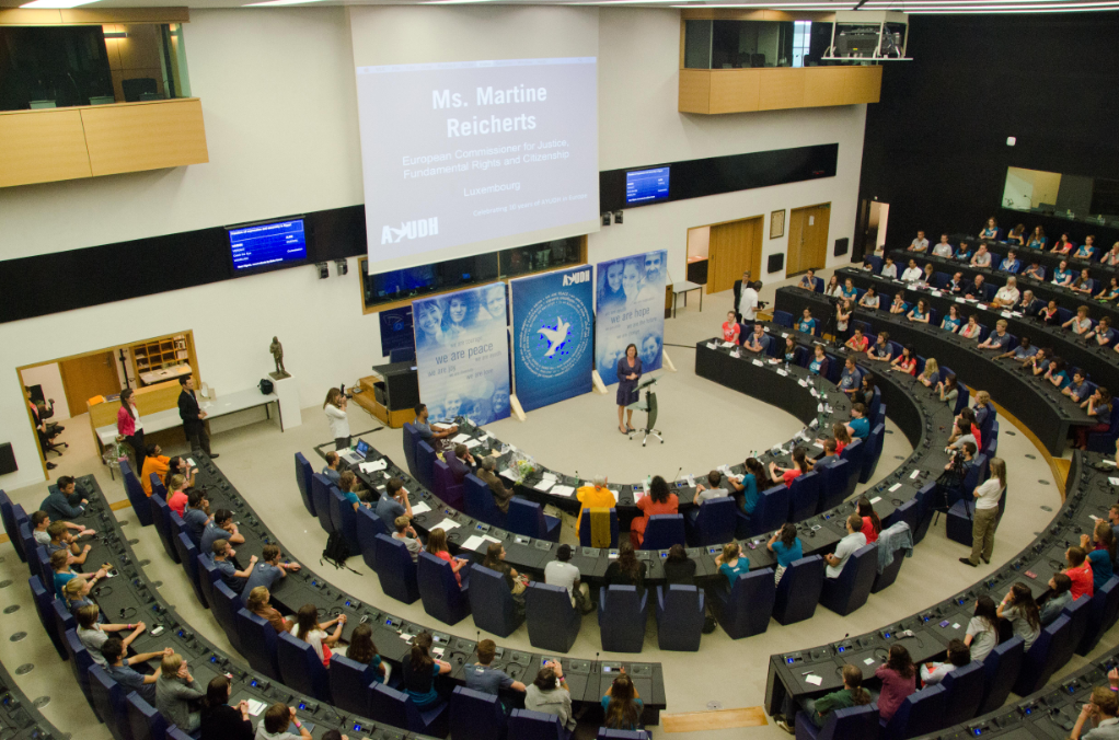 300 AYUDH MEMBERS MEET AT THE EUROPEAN PARLIAMENT