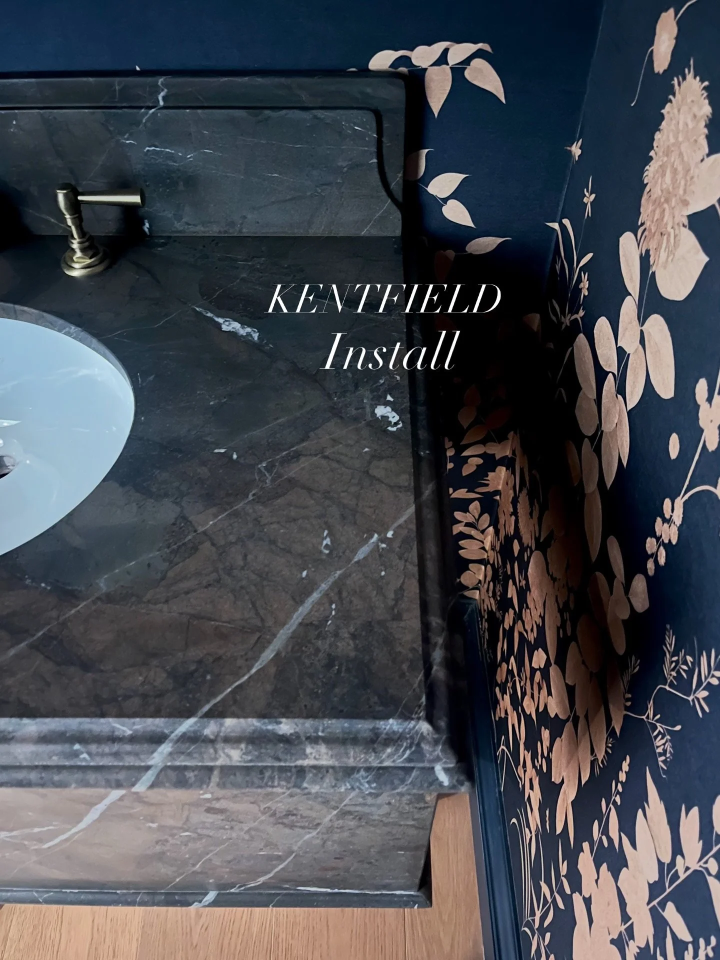 Snippets from our Kentfield install yesterday, sprinkled with progress shots along the way.  @meredithfdunn thanks for all the laughs and @swettconstruction you nailed it. 
It takes a village. 
#laurennelsondesign