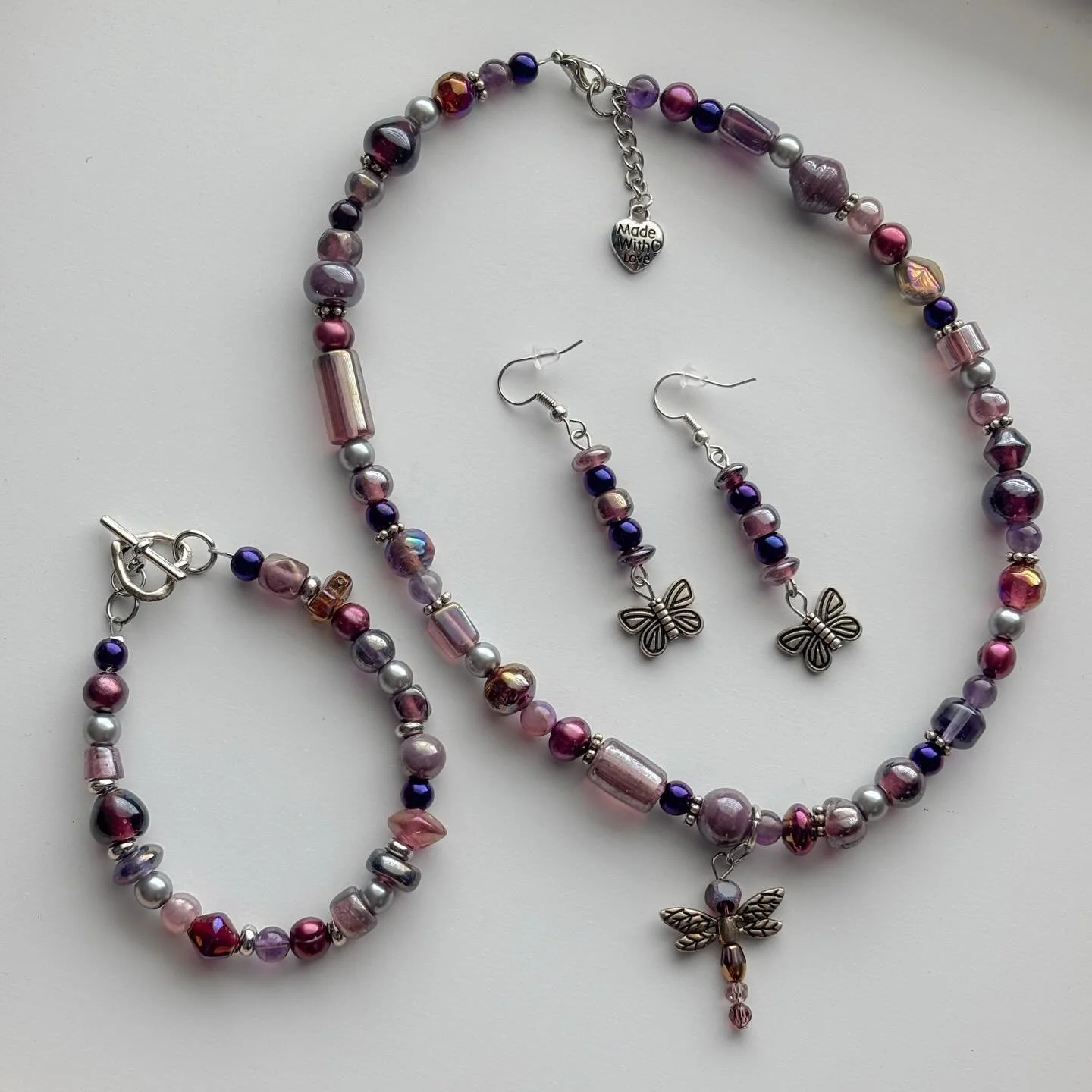 Birthday set I made for my little sister 💜✨

#smallbusiness #custommade #beadedjewelry #handmadejewelry #shopsmall