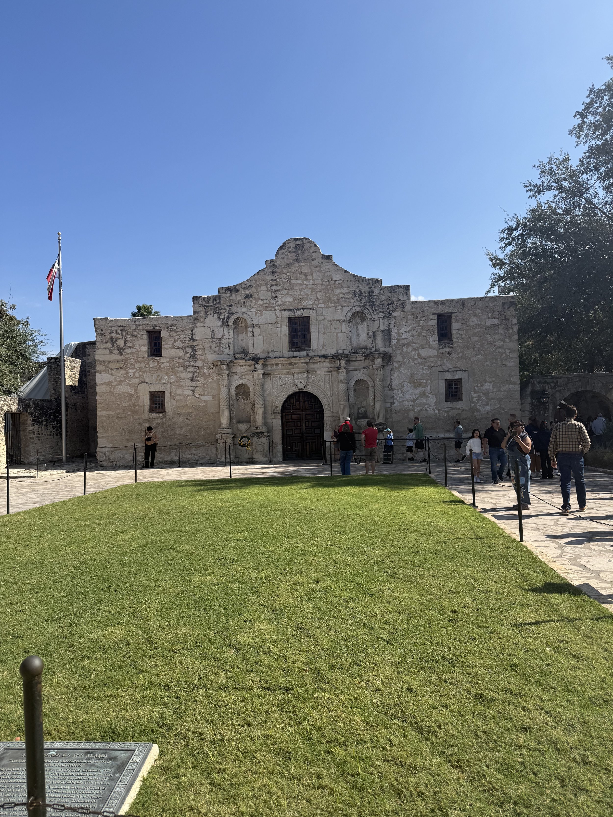 the alamo.jpg