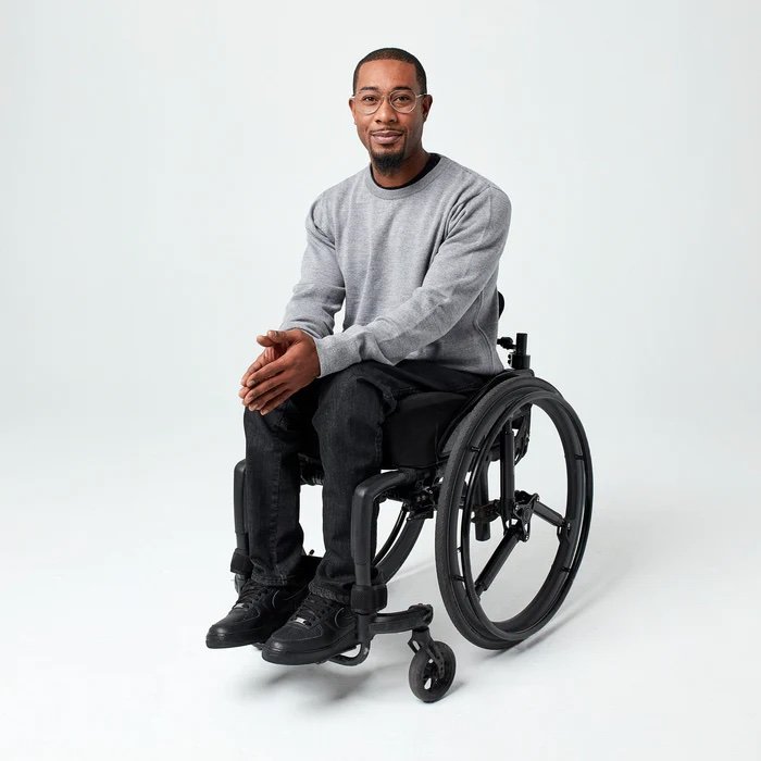 IZ_Adaptive_Mens_Game_Changer_Jeans_Black.jpeg