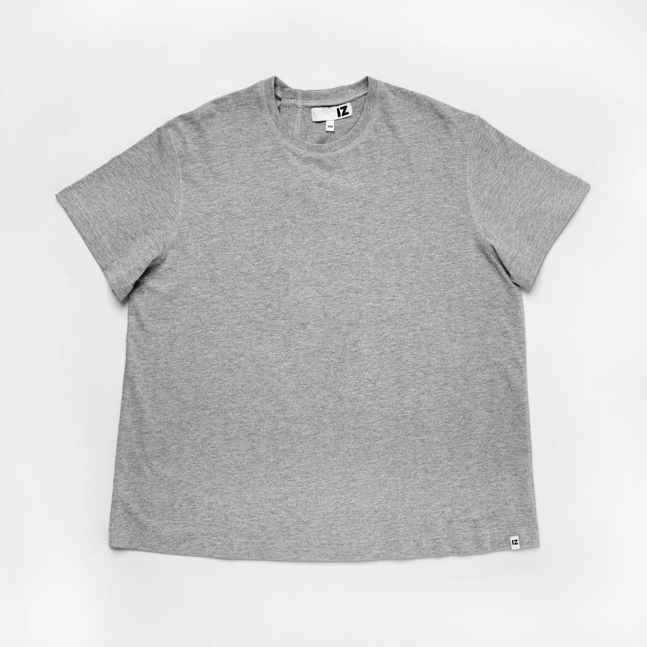 iz_adaptive_mens_open_back_tee_detail.jpeg