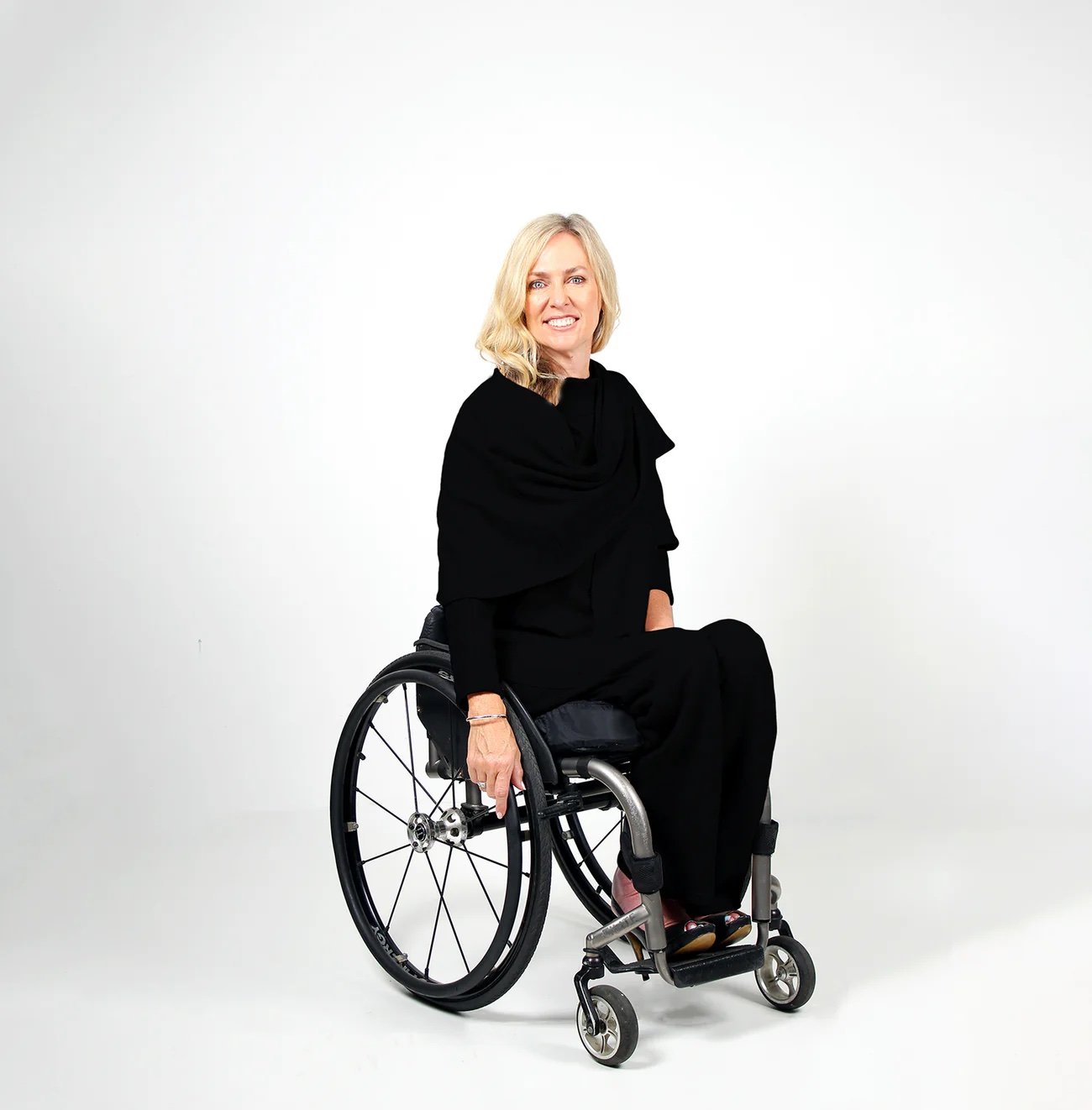 iz_adaptive_womens_knit_pants.jpeg