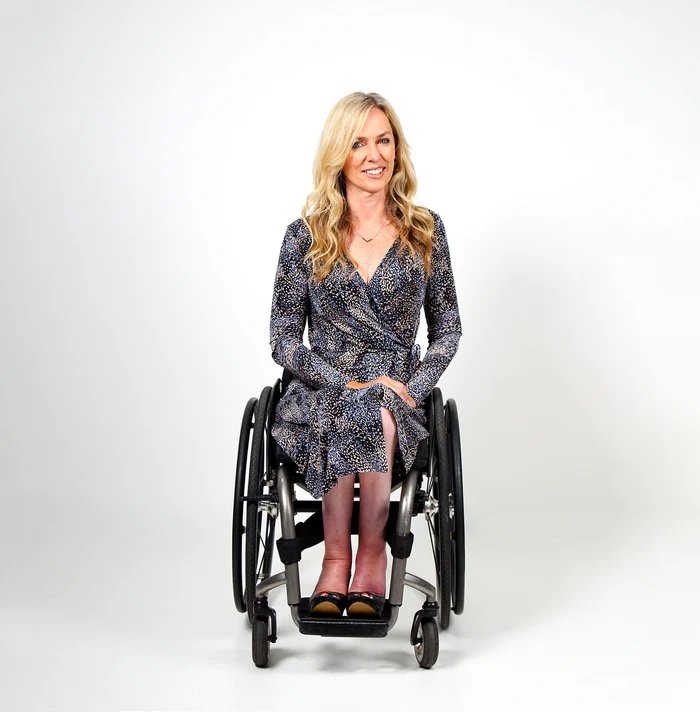iz_adaptive_womens_wrap_dress_print2.jpeg