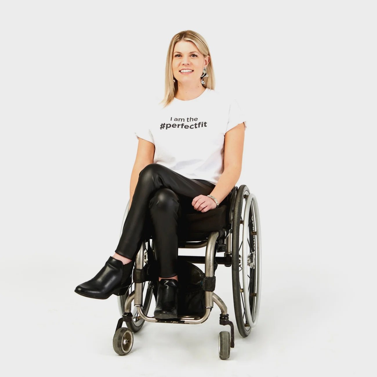 iz_adaptive_womens_legging_faux_leather.jpeg