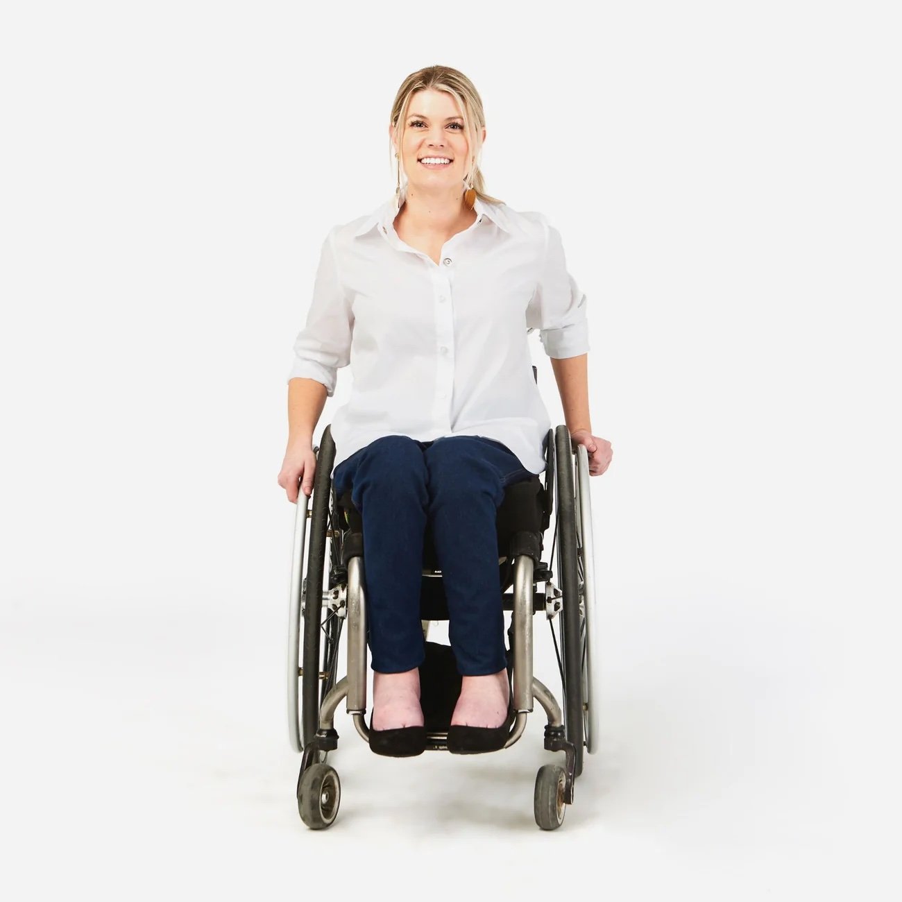 iz_adaptive_womens_dundas_jeans.jpeg