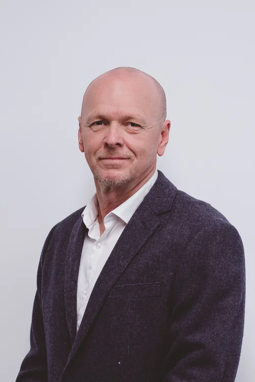 Mark Jones