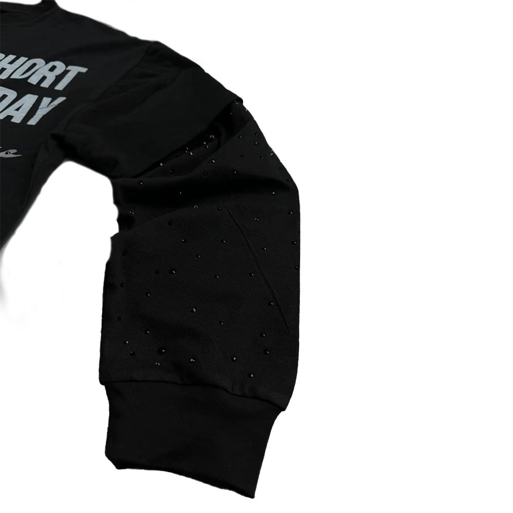 Vampclub Cash Flow Black Arm.jpg
