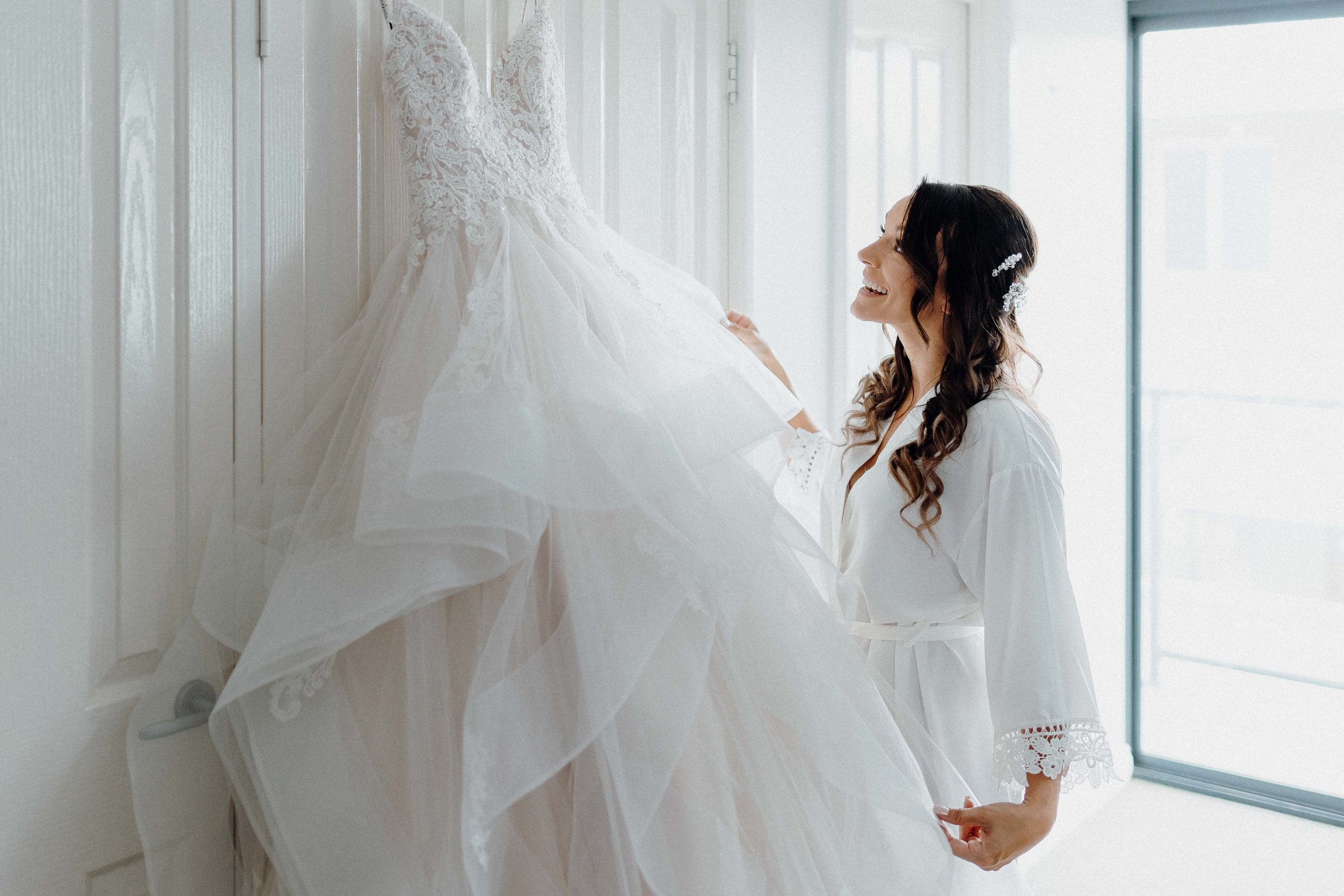 0176-WEDDINGS-DYLANALCOCK.jpg