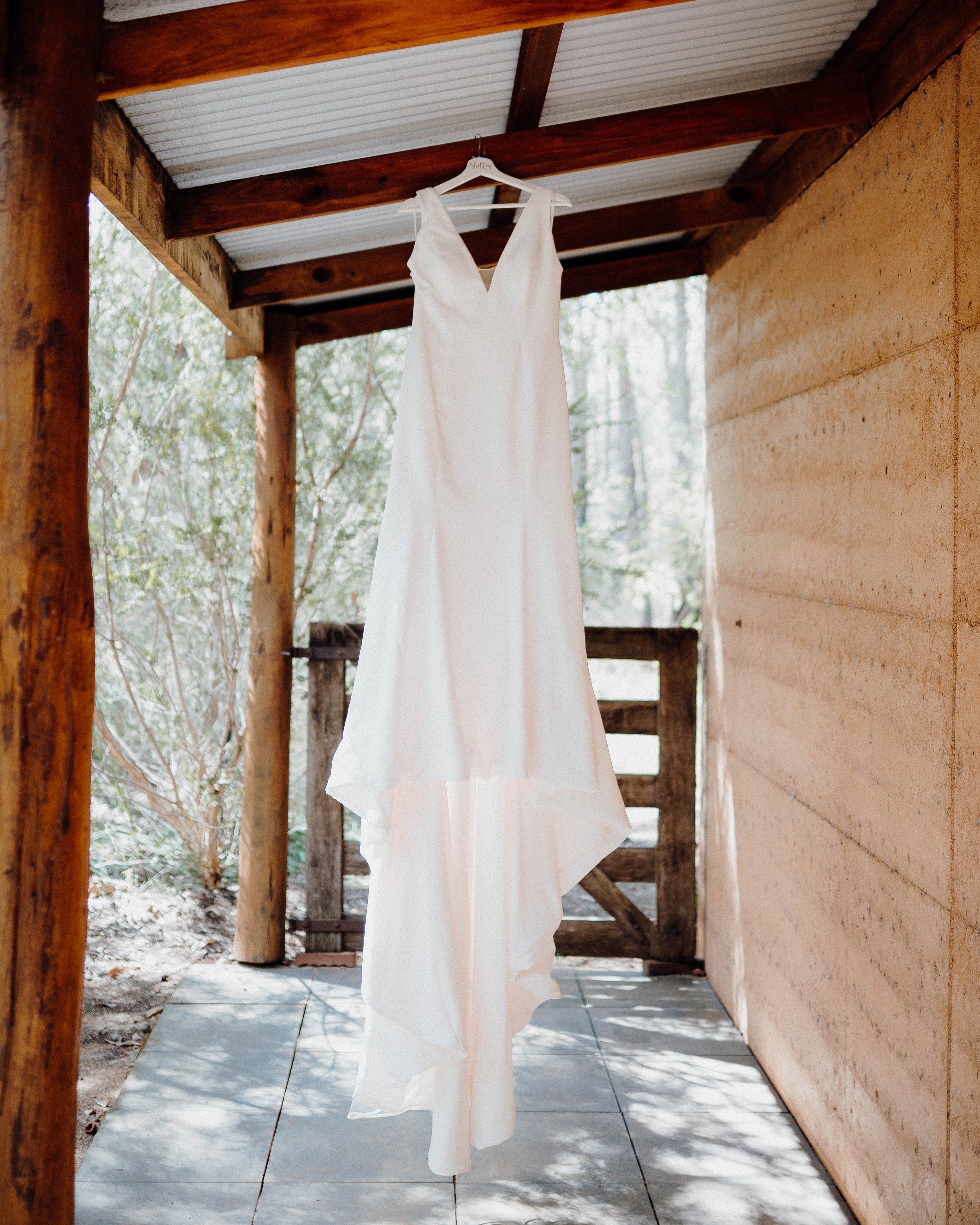 0027-WEDDINGS-DYLANALCOCK.jpg