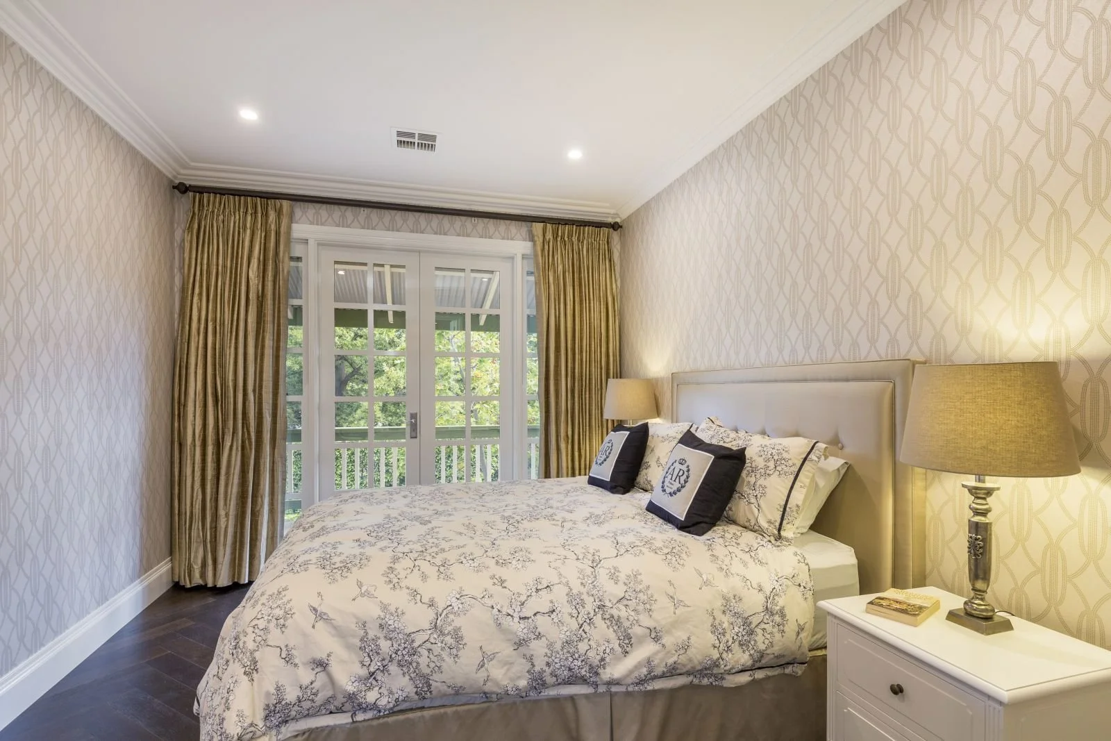 Main bedroom.jpg