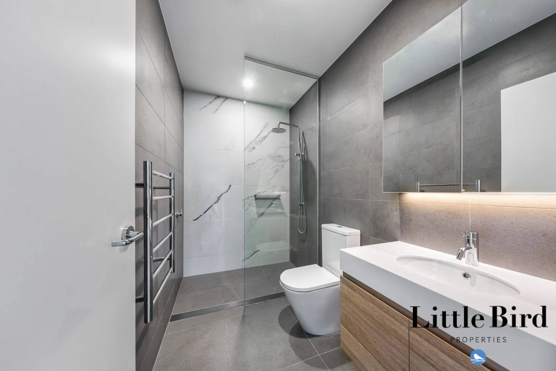 22_22 Canberra Ave Griffith_14.jpg