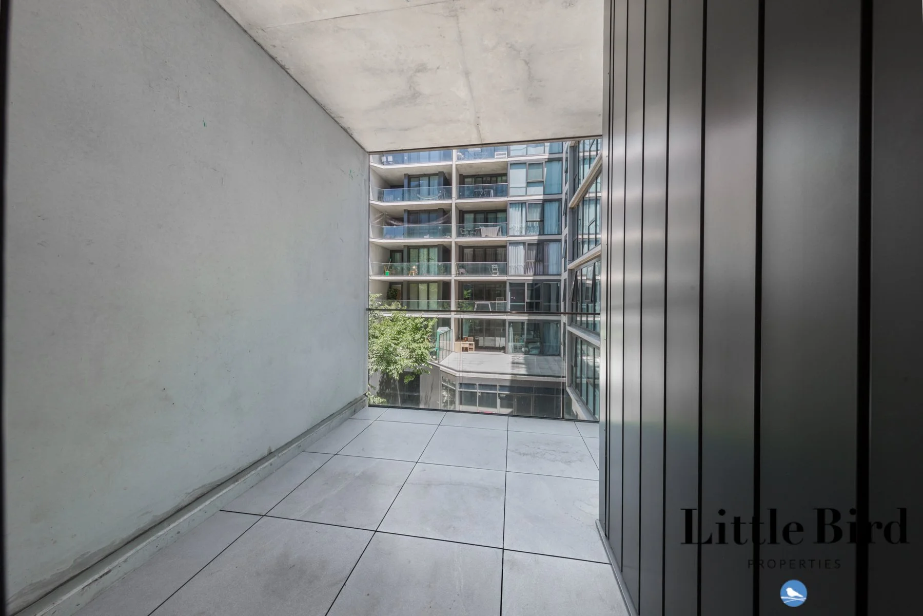 220_61 Cooyong St Braddon_16.jpg