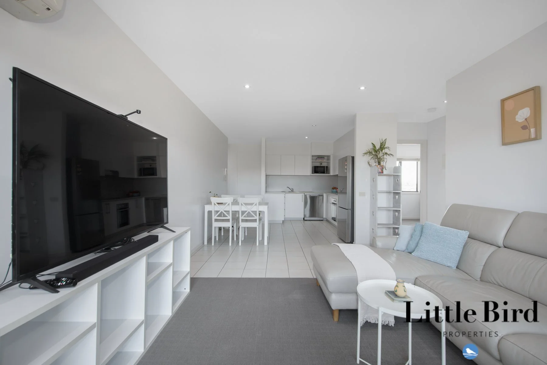 22_21 Battye St Bruce_7.jpg