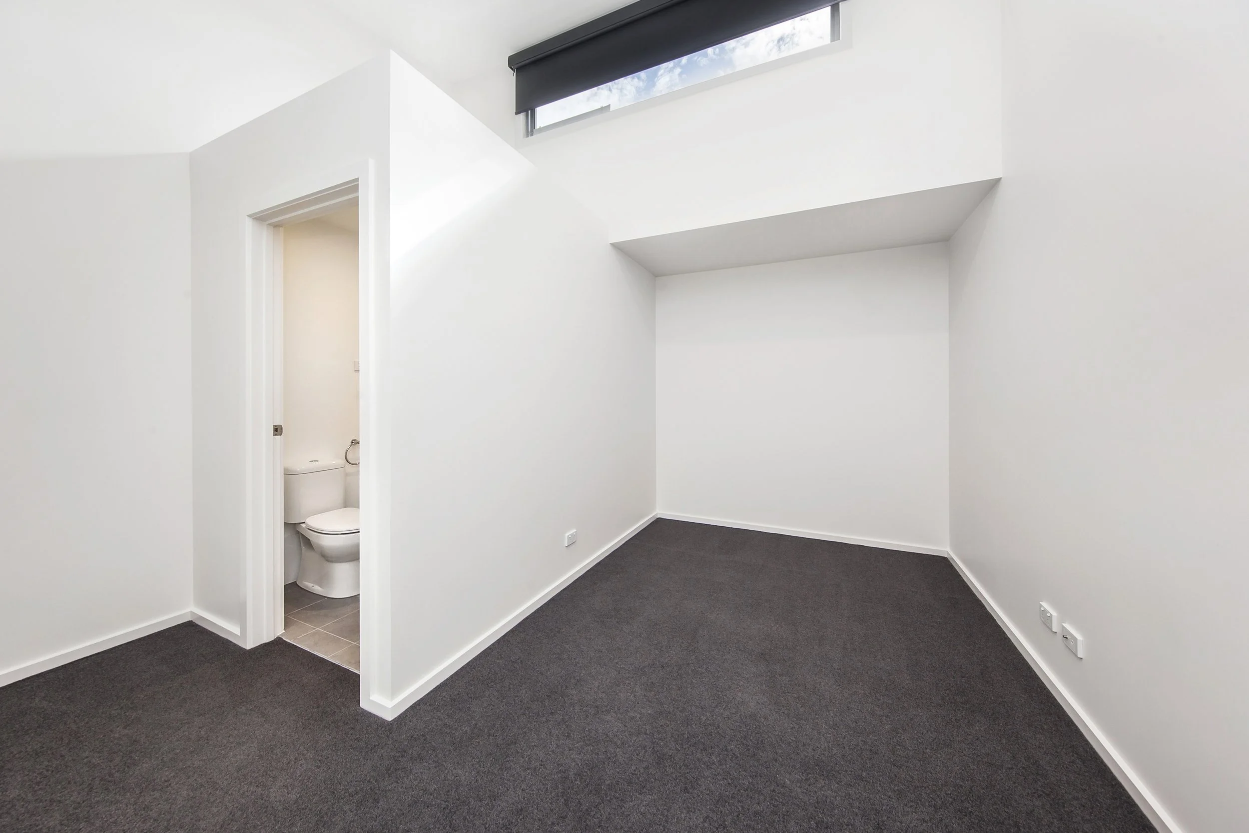 41_815 Horespark Dr Amaroo_9.jpg