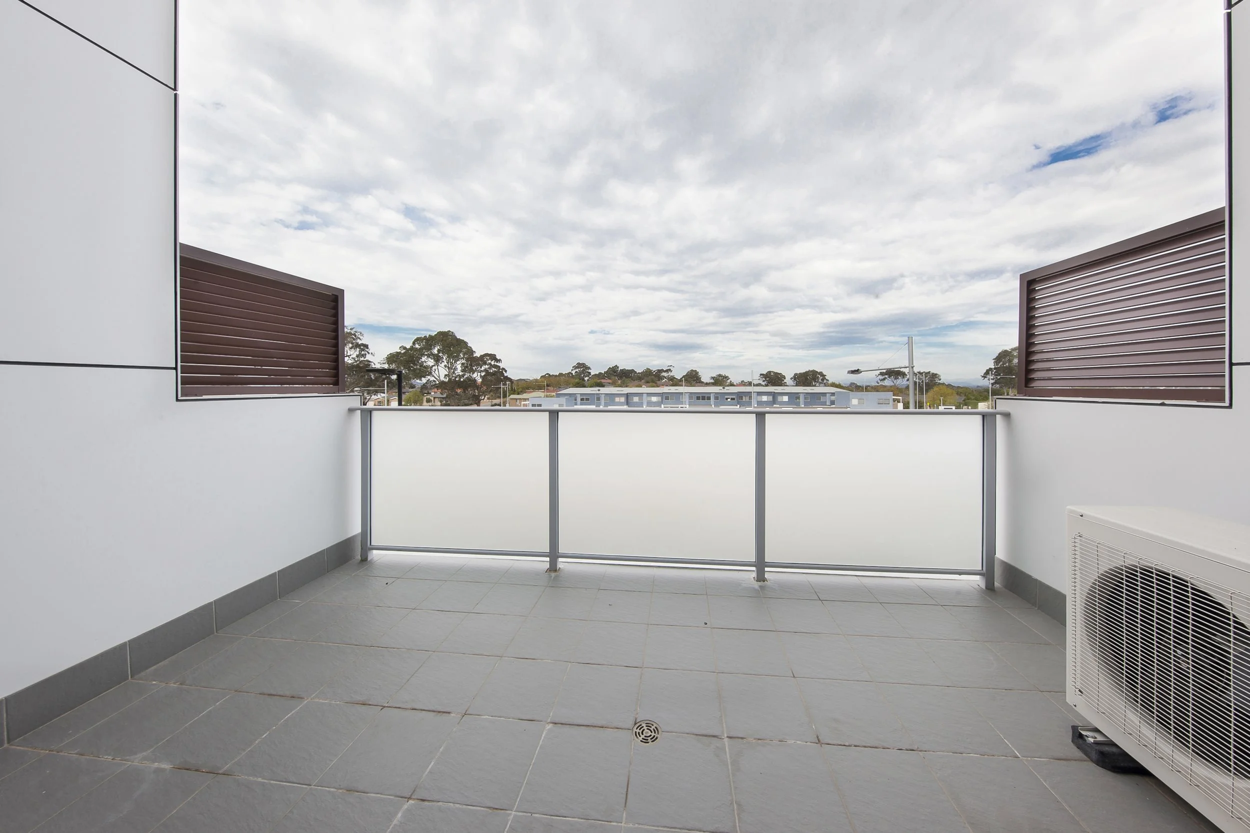 41_815 Horespark Dr Amaroo_12.jpg