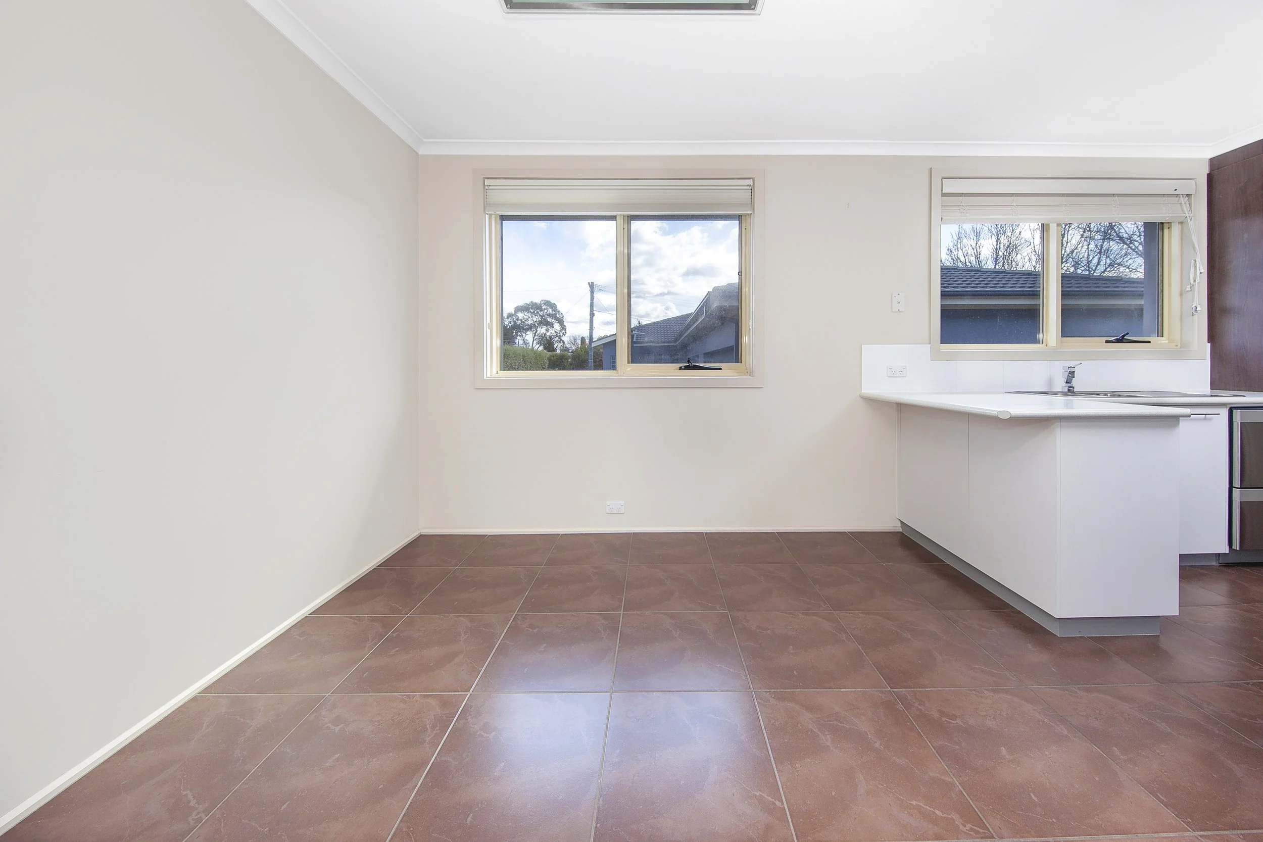 110A Mawson Dr Mawson_3.jpg