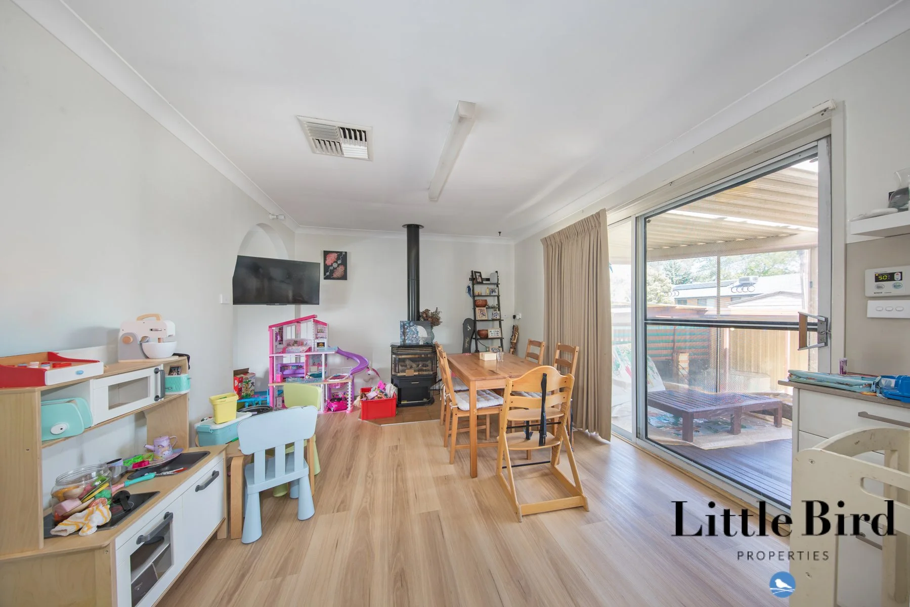 6 O'hea St Wanniassa_7.jpg