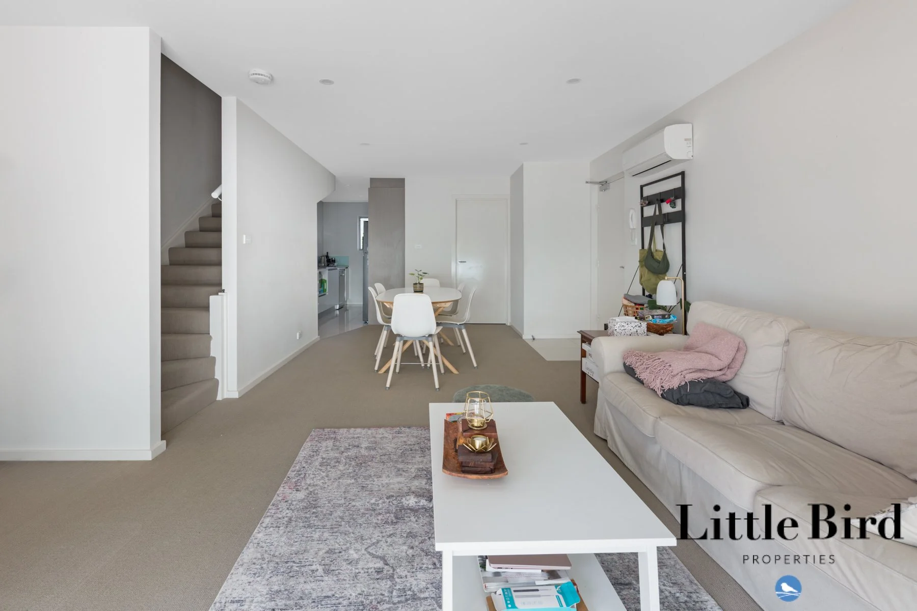 8_15 Randell st Dickson_6.jpg