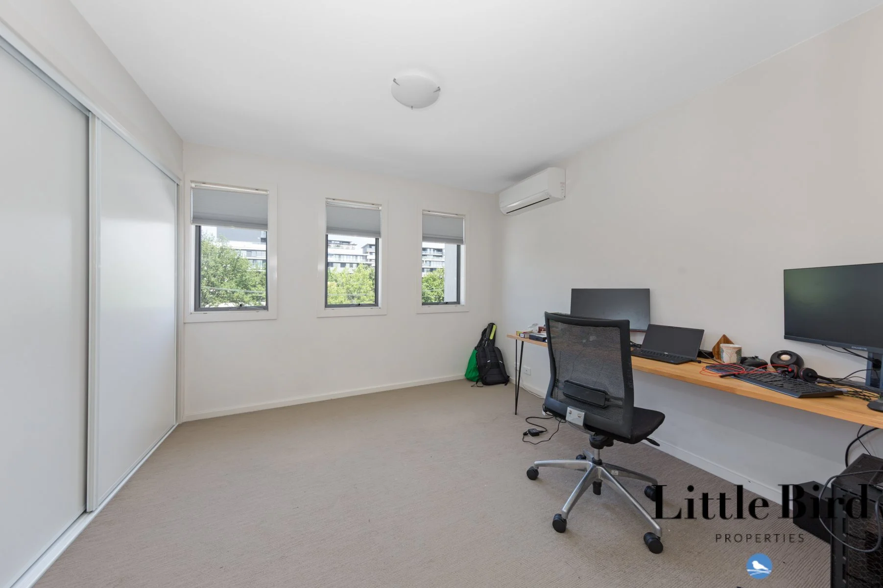 8_15 Randell st Dickson_11.jpg