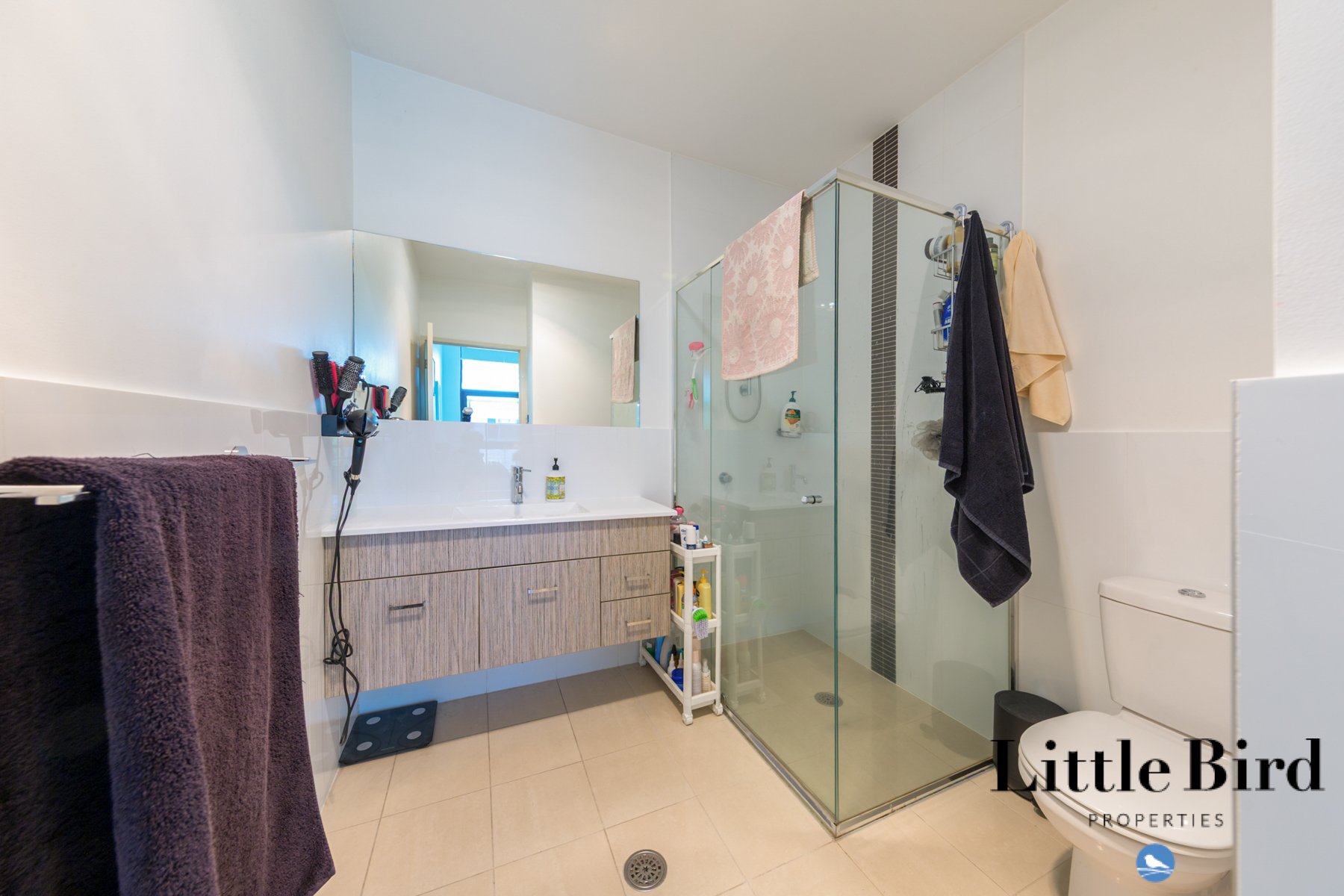 7_135 Limestone Ave Braddon_11.jpg