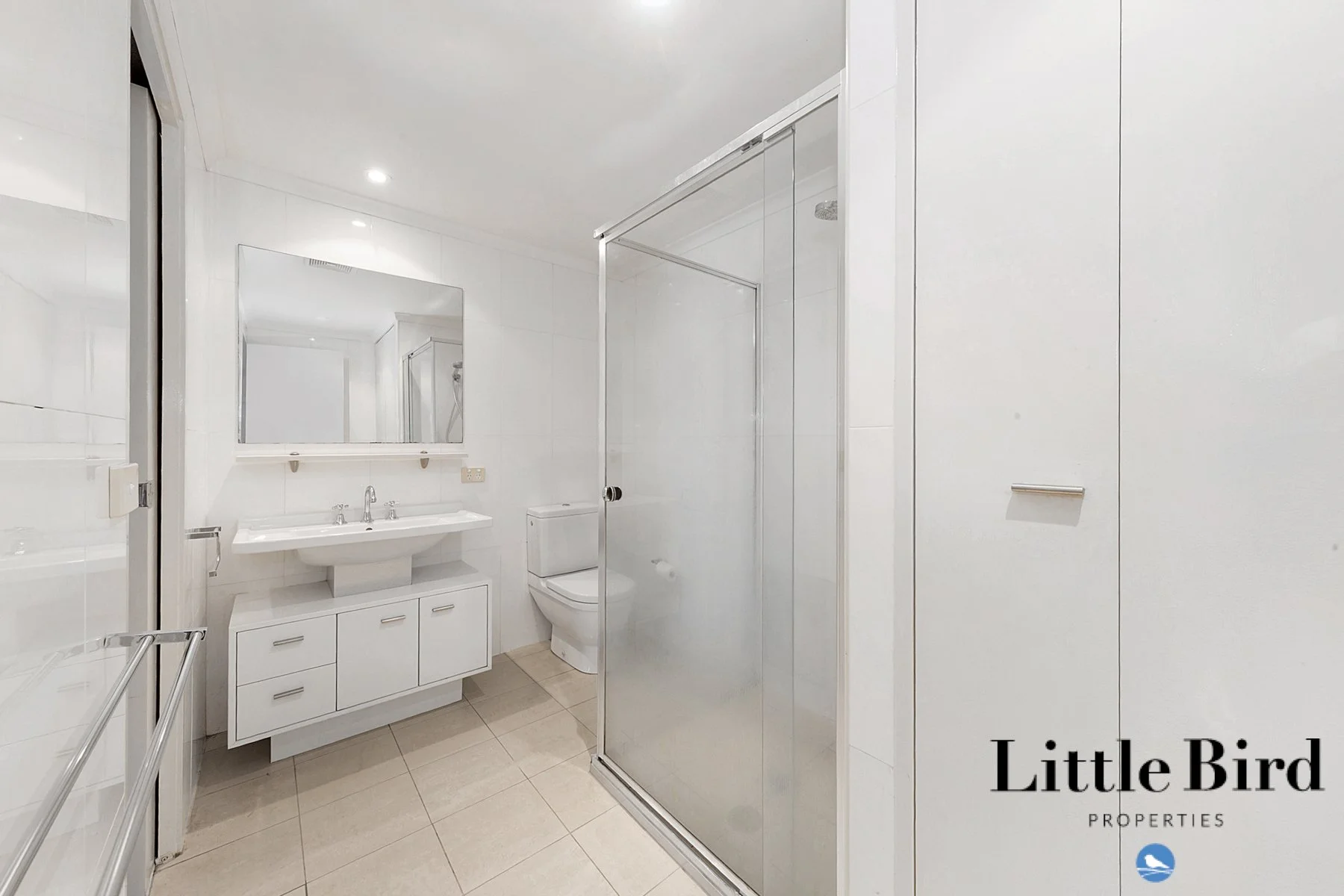 60_65 Ainslie ave Braddon_12.jpg