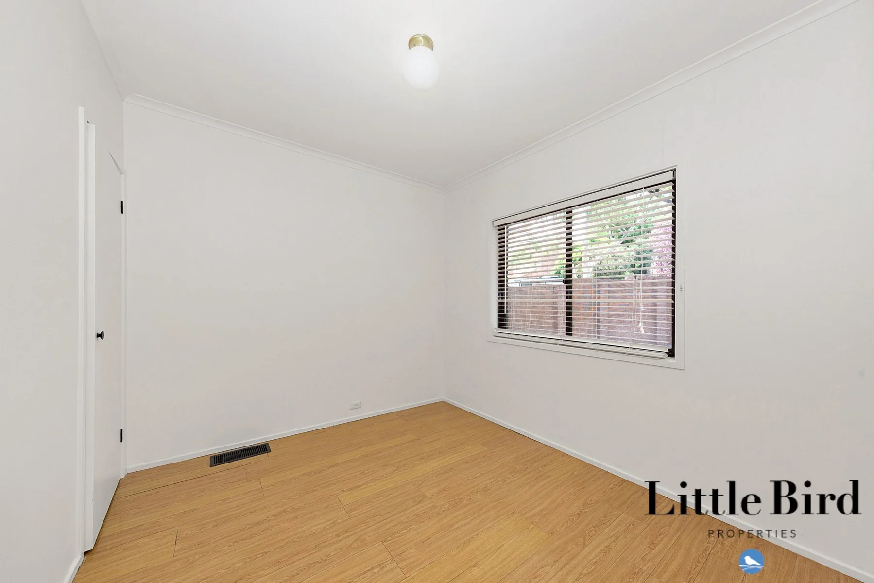 35 Hallen Close Phillip_13.jpg