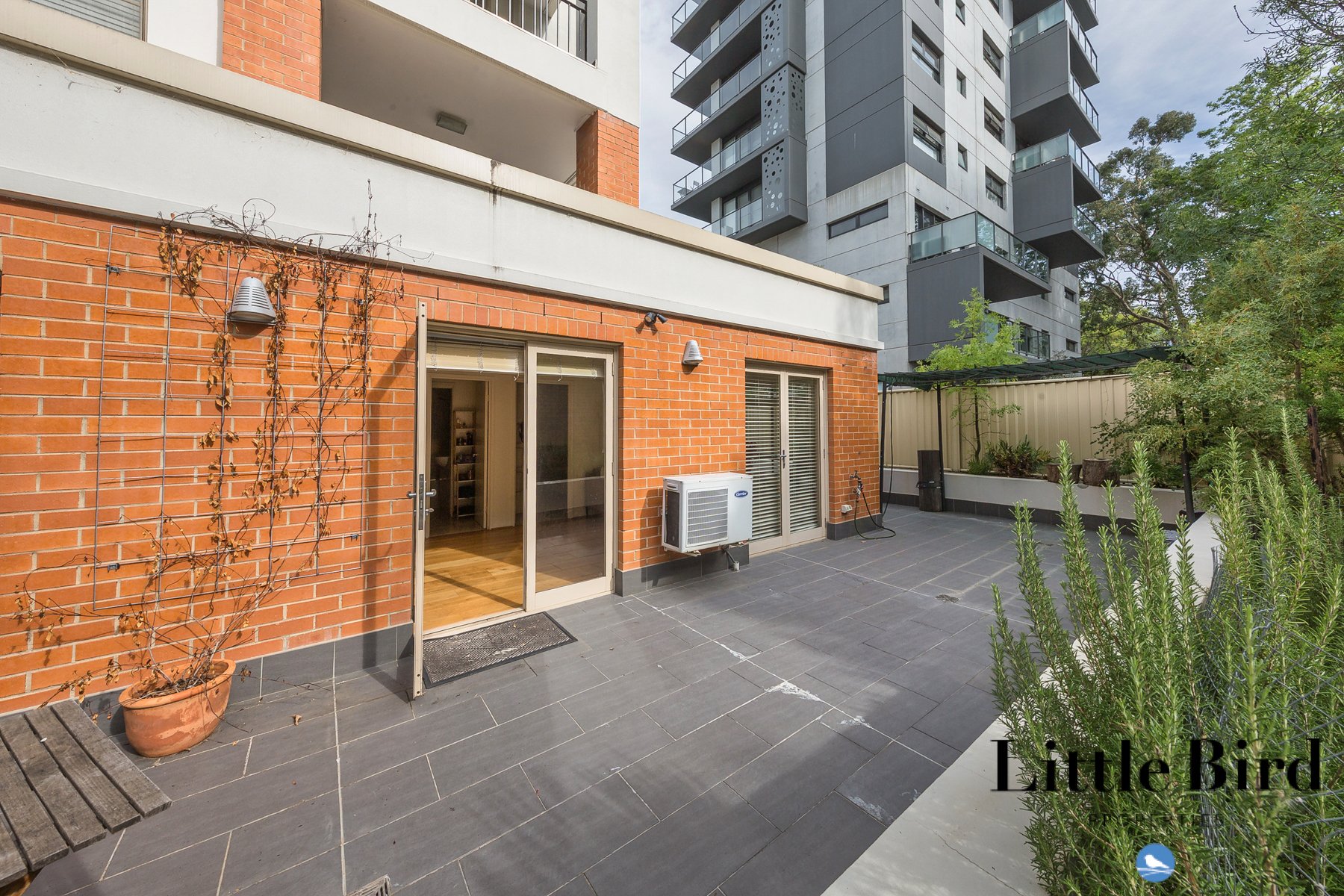 4_54 Moore St Turner_18.jpg