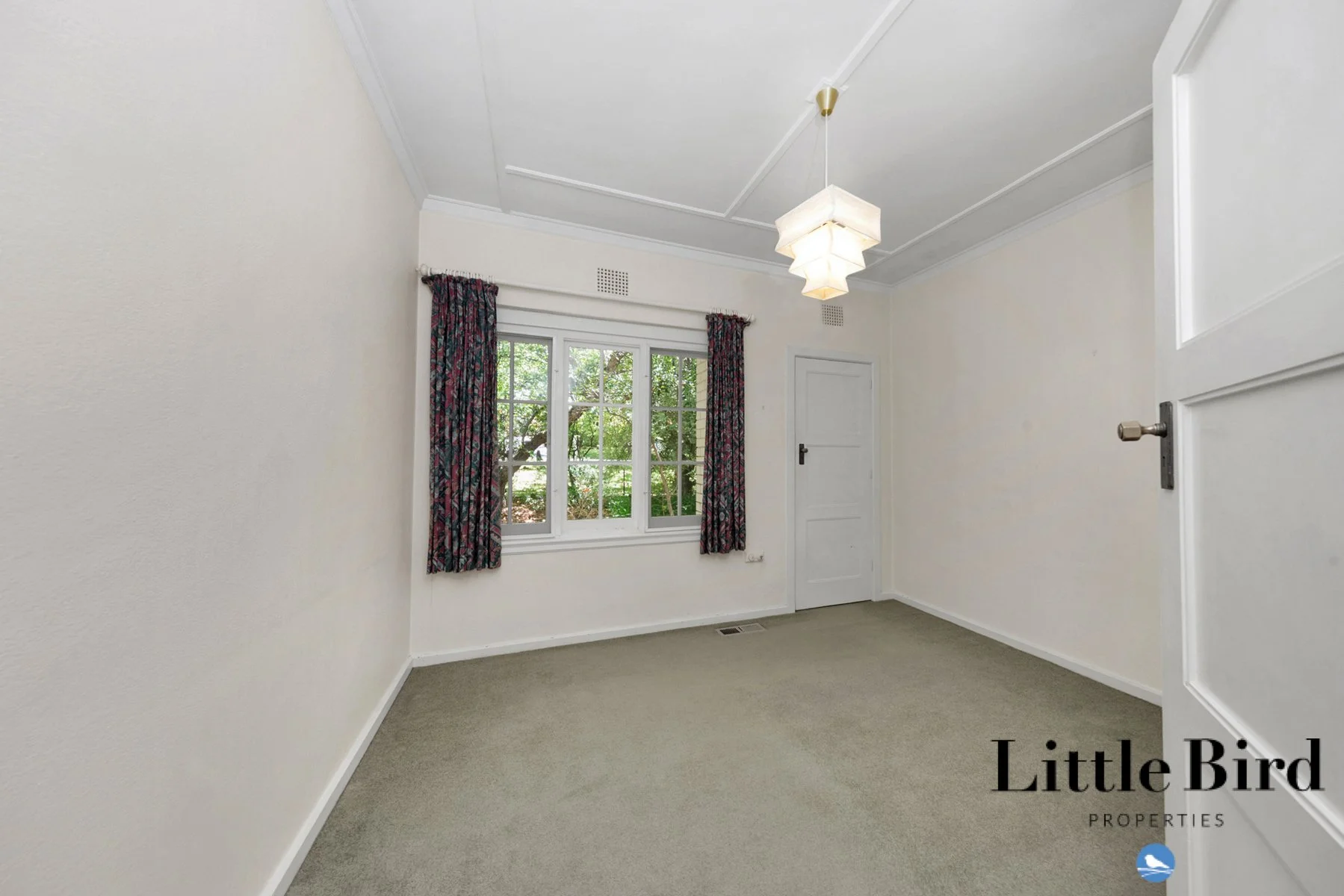 31 Arthur circle Griffith_12.jpg