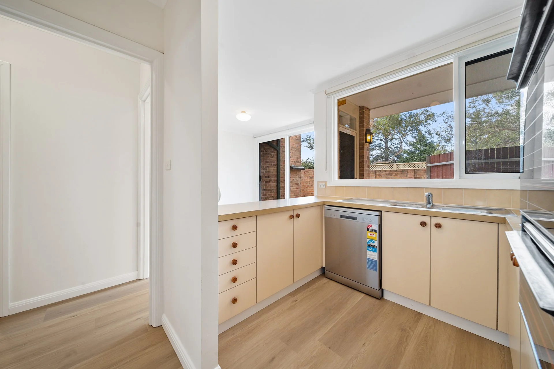 Reid 52-1 Kogarah Lane_06.jpg