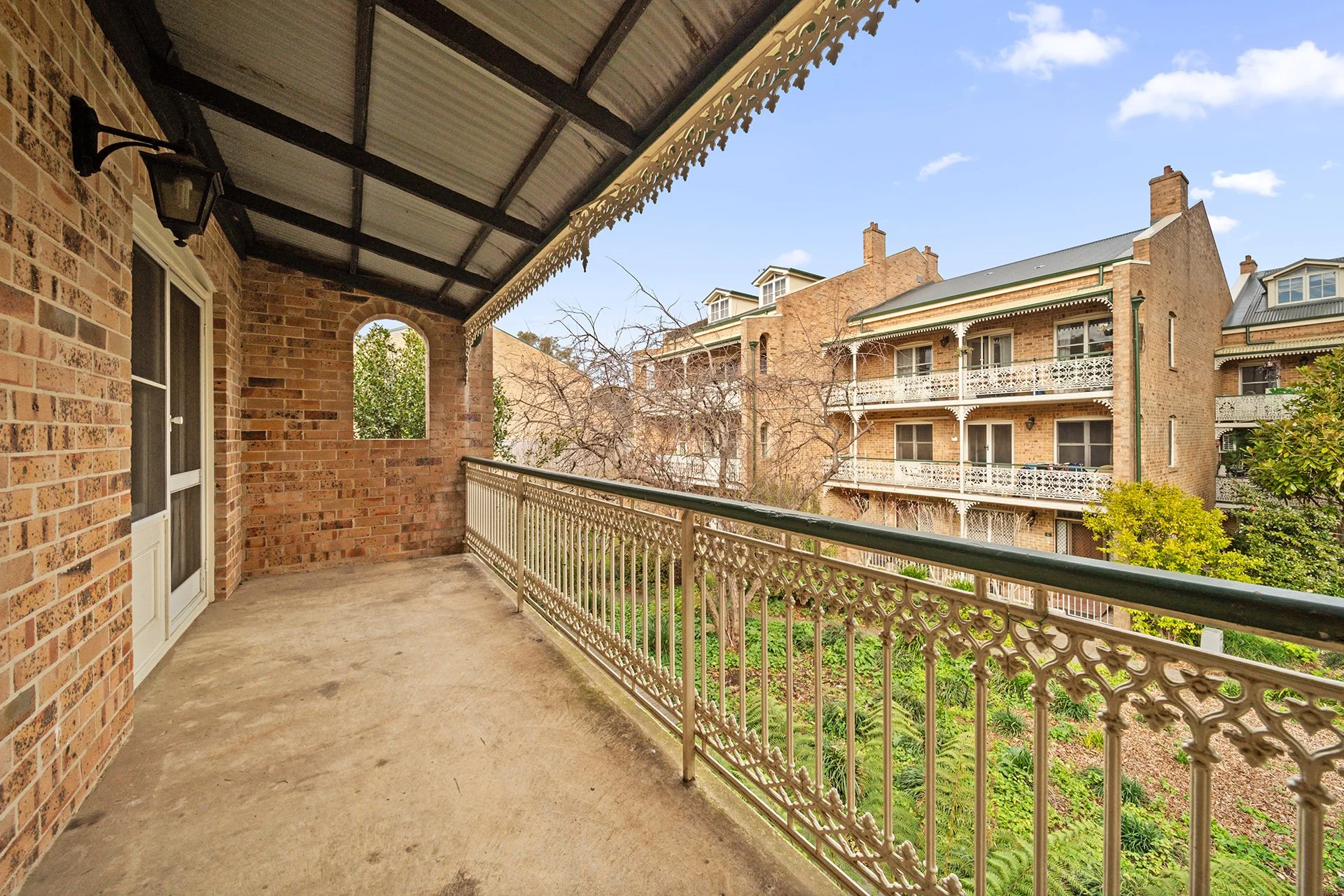 Reid 52-1 Kogarah Lane_17.jpg