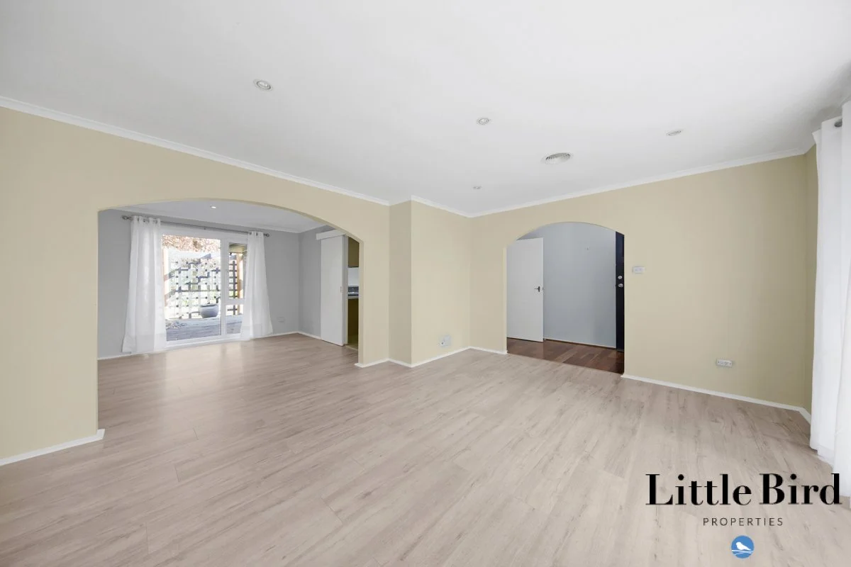 43 Castley cct Kambah_4.jpg