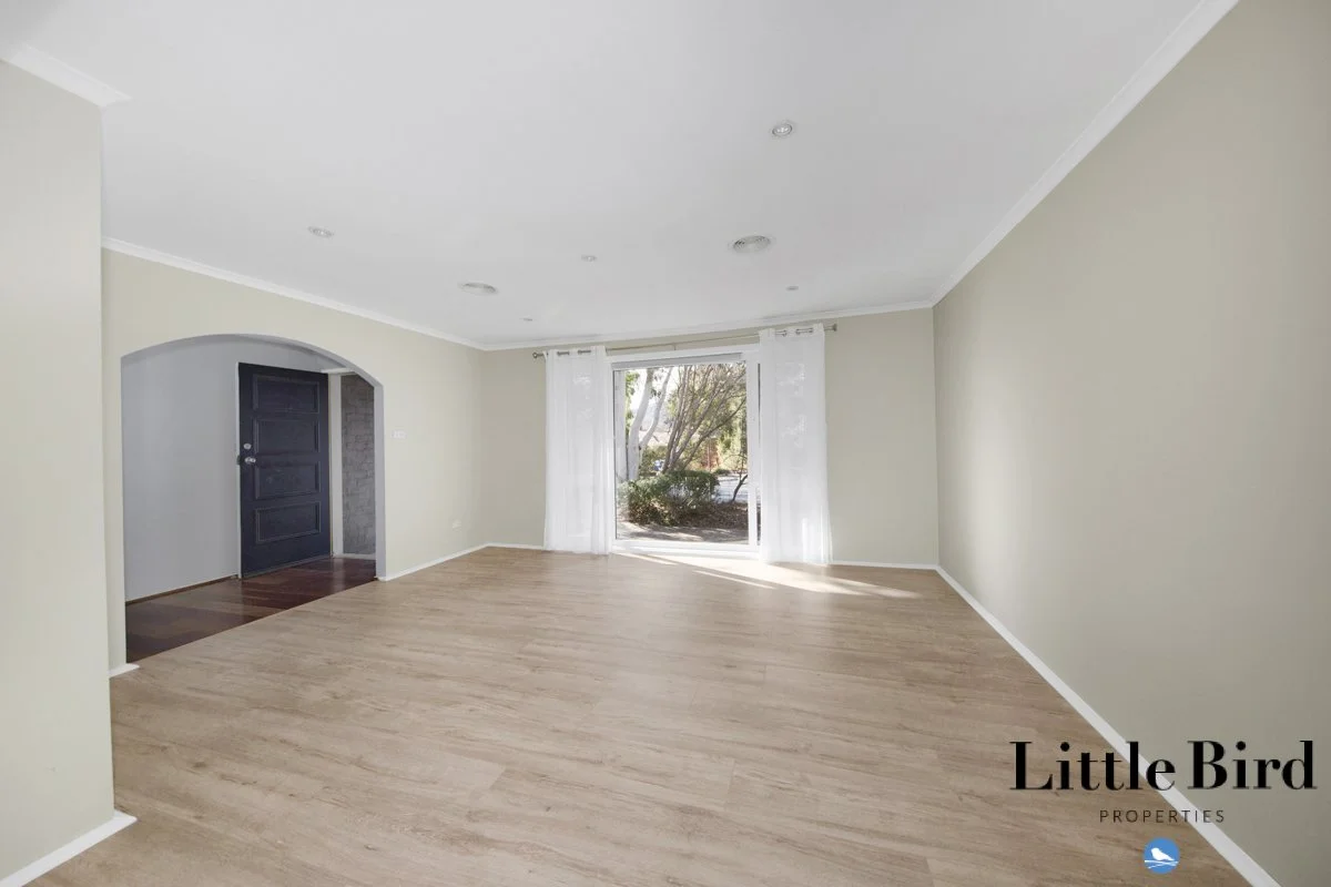 43 Castley cct Kambah_5.jpg