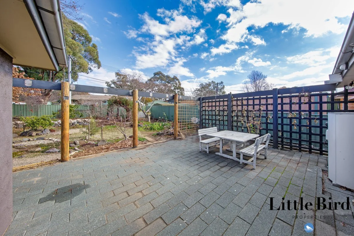 43 Castley cct Kambah_18.jpg