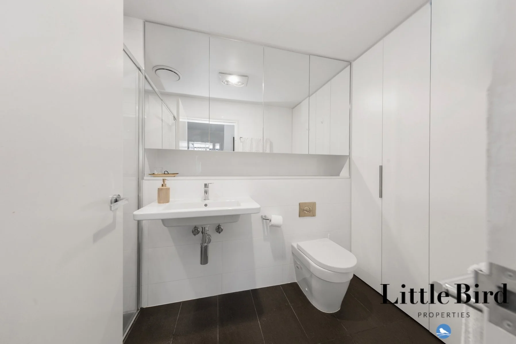 4_65 Constitution Ave Campbell_15.jpg