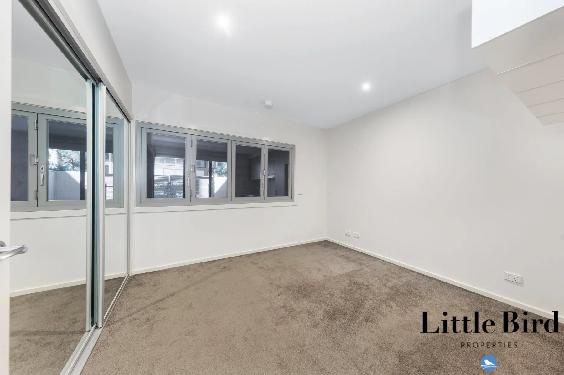 7_35 Torrens st Braddon_6.jpg