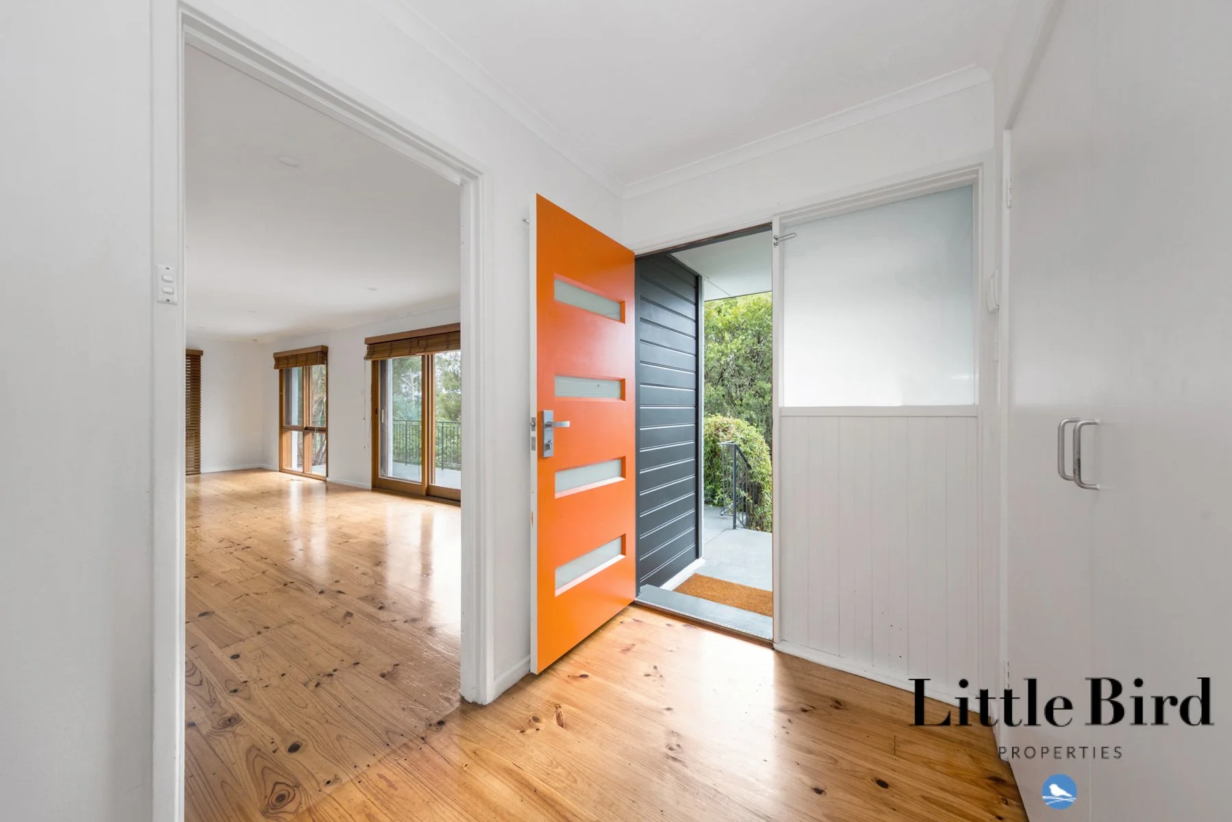 42 Jalanga Cres Aranda_5.jpg