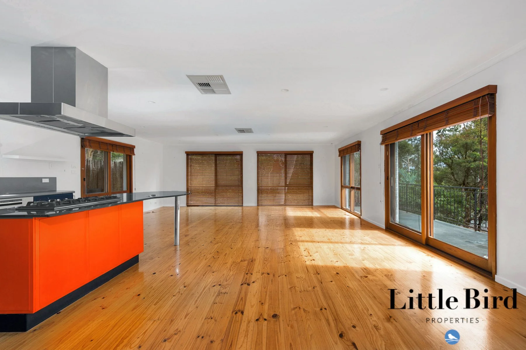 42 Jalanga Cres Aranda_6.jpg