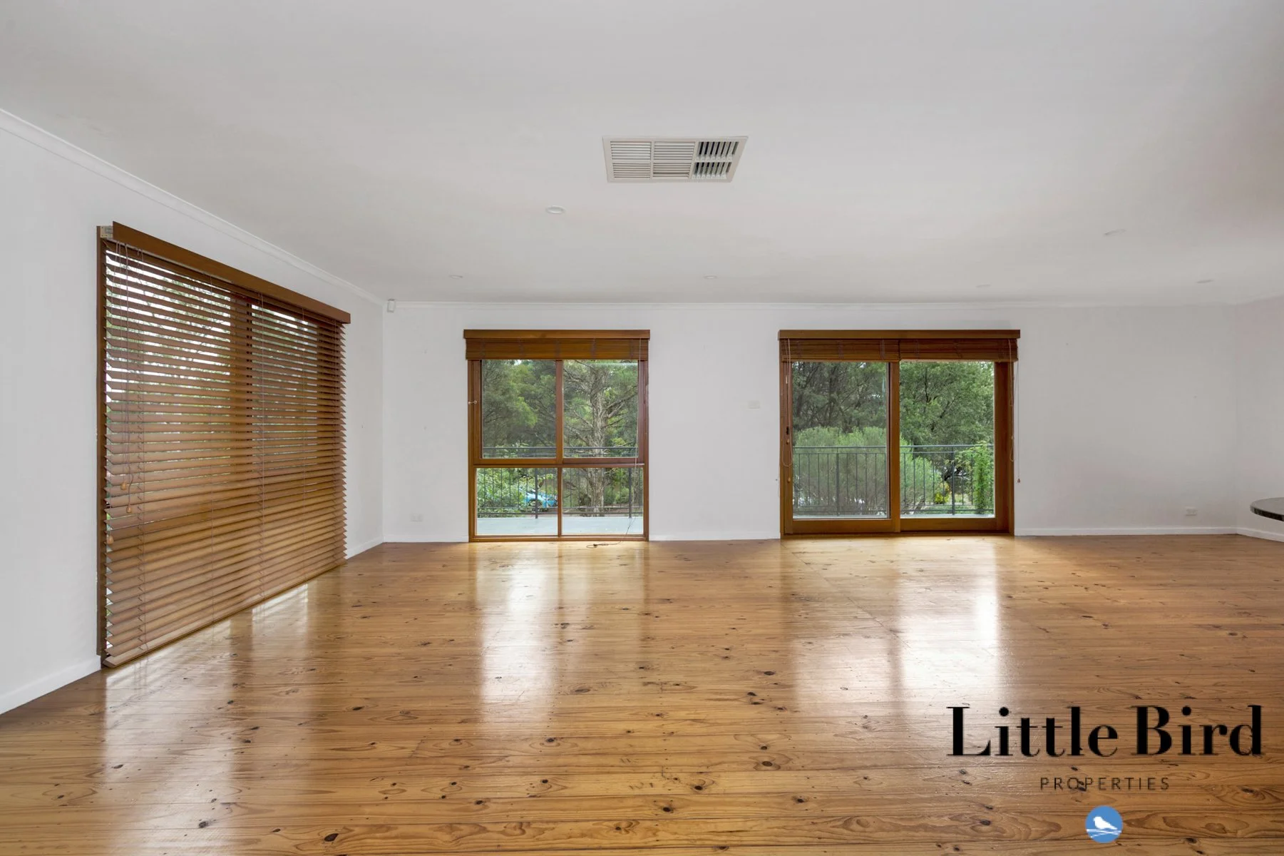 42 Jalanga Cres Aranda_8.jpg